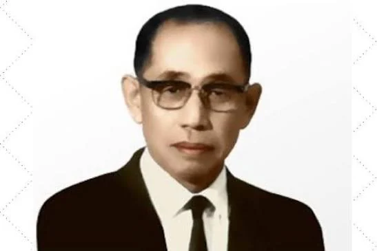 Retrato histórico do Mestre Tung Ching-Chang presente no material enviado por Rita.
